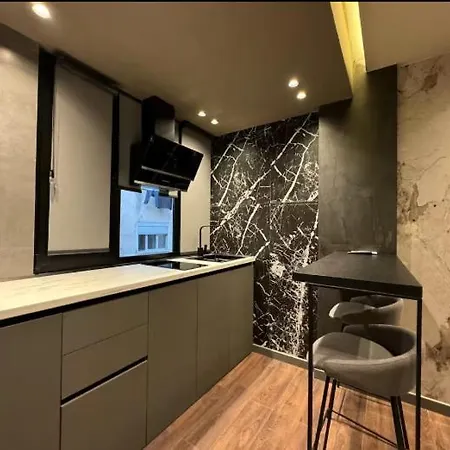 Apartment Skanderbeg Square