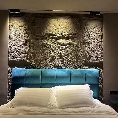 Skanderbeg Square Apartment