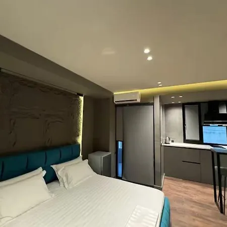 Apartment Skanderbeg Square